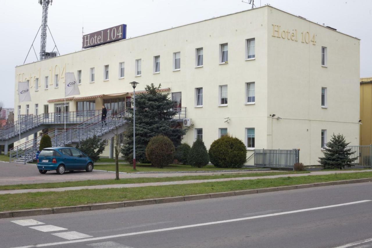 Hotel 104 Stargard Szczecinski ภายนอก รูปภาพ